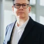Lukas B.